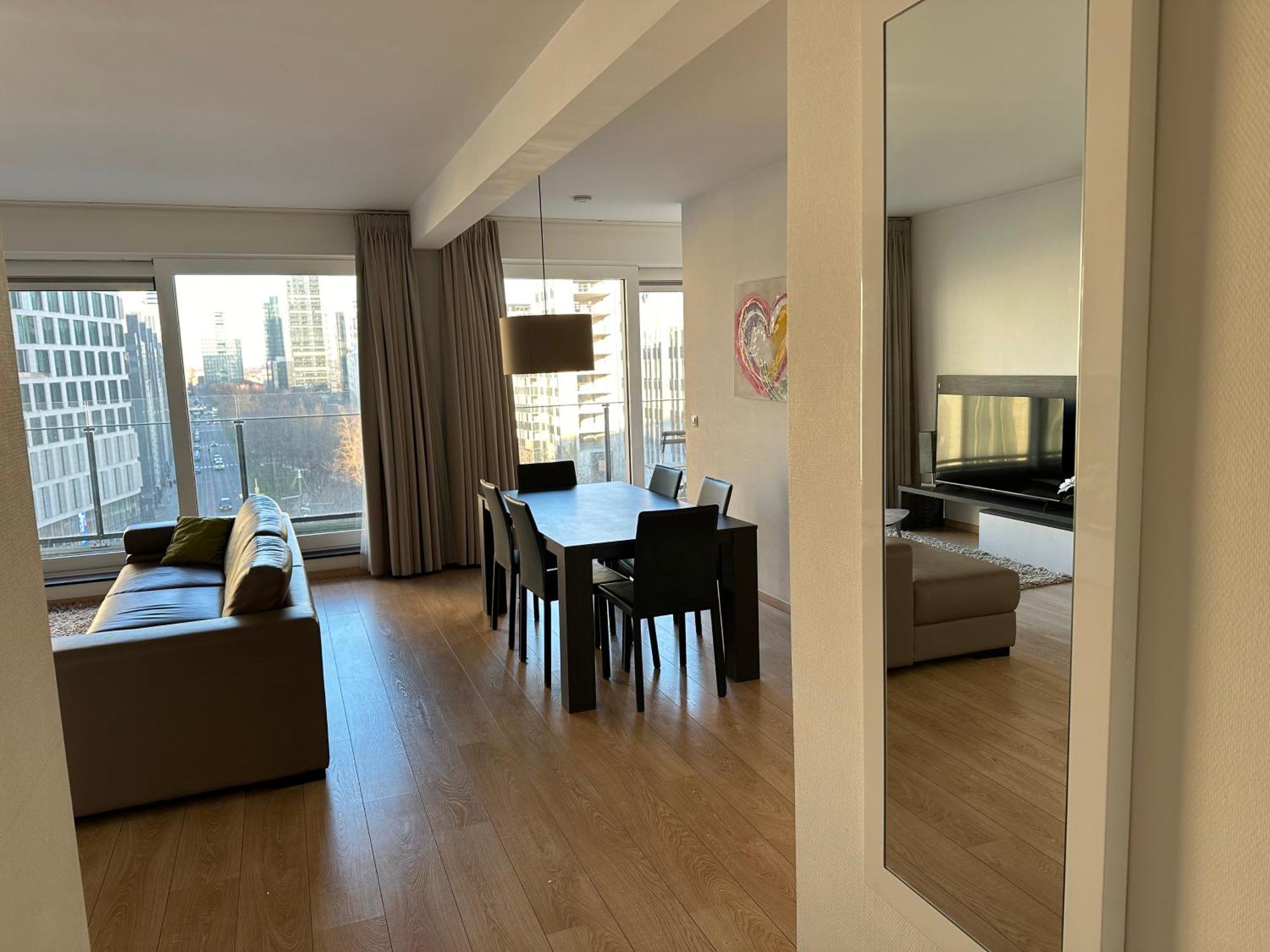 2 Bedroom Apartment In Center With Balcony Brüksel Dış mekan fotoğraf